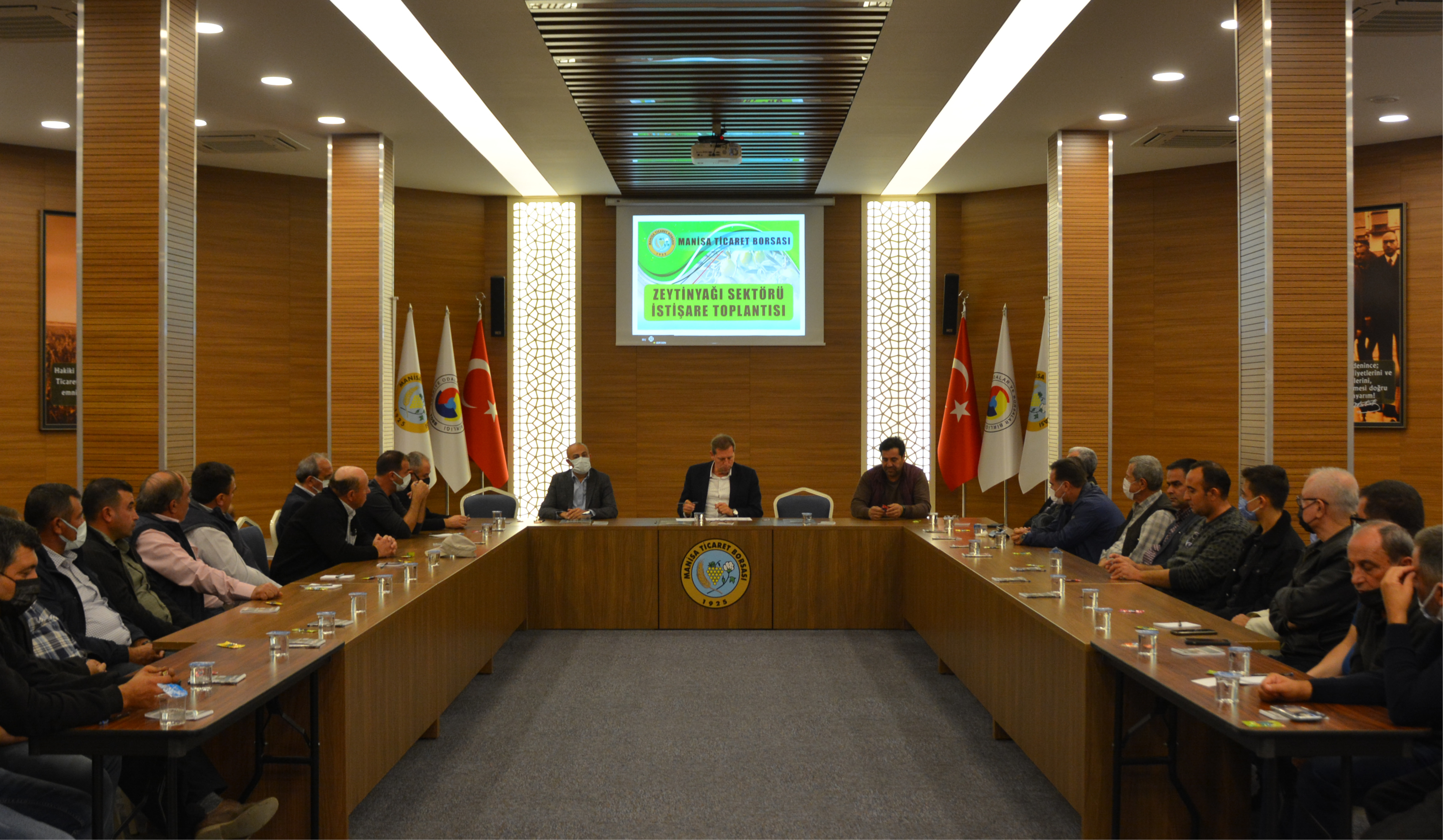 Zeytinyağı Sektörü'nde 2021-2022 Sezonu İstişare Toplantısı Yapıldı