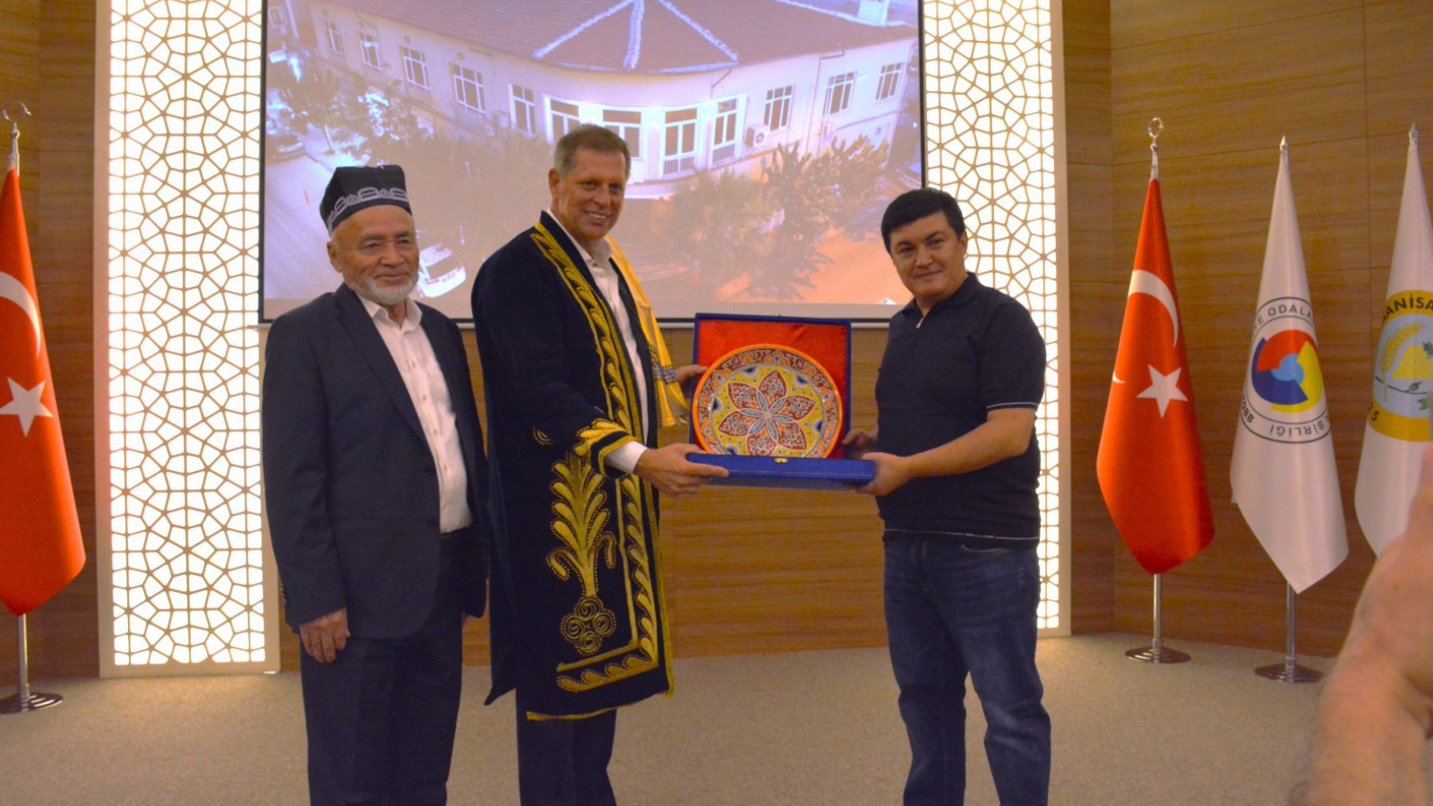ZBEKSTAN ZM RETCLER BORSAMIZI ZYARET ETT