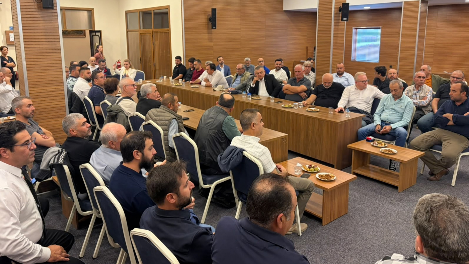 MANİSA TİCARET BORSASI'NDA ZEYTİNYAĞI SEKTÖR TOPLANTISI GERÇEKLEŞTİRİLDİ