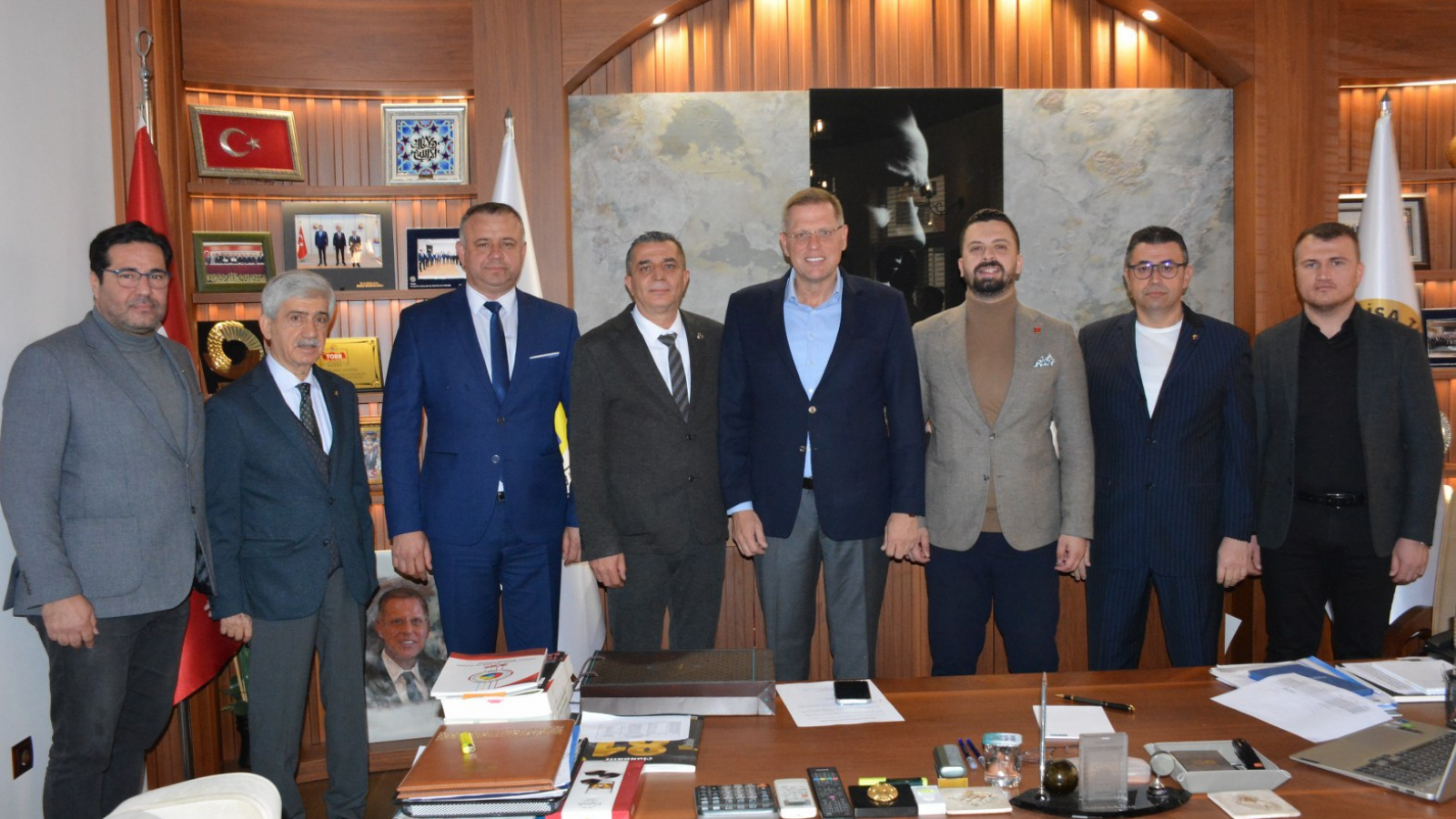 Şehzadeler Belediye Başkanı Hakan Şimşek, Borsamızı Ziyaret Etti